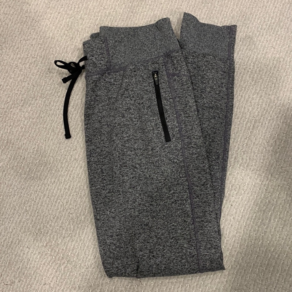 Heathered gray Zella joggers